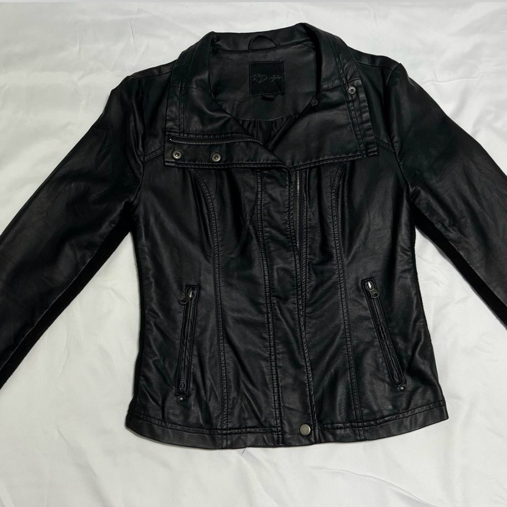 RD Style Black Faux Leather Jacket with Fitted Moto Style and Front Zipper